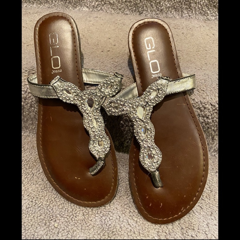 Vintage "Glo jeans" Silver Jeweled Flip Flop Sandals